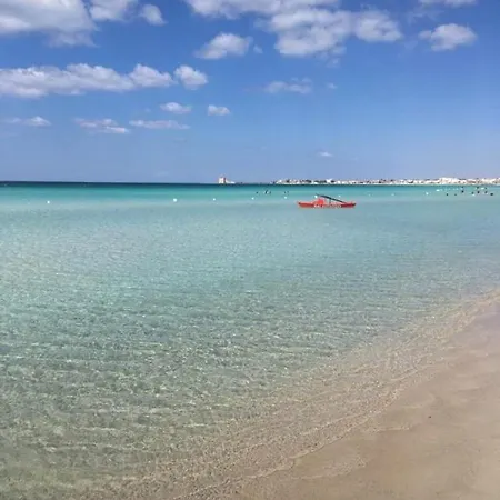 A Due Passi Dal Mare Casa de Férias