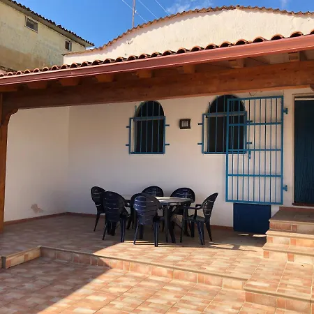 A Due Passi Dal Mare Casa de Férias *